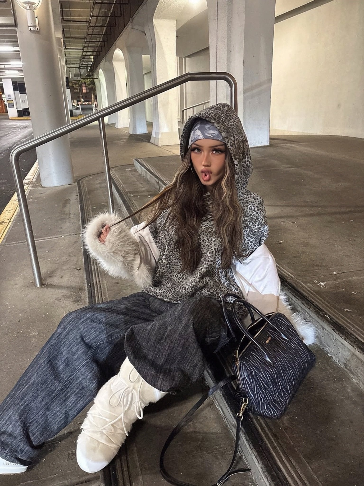 GARMENT OF PRAISE HOODIE - Prayers Avenu ​