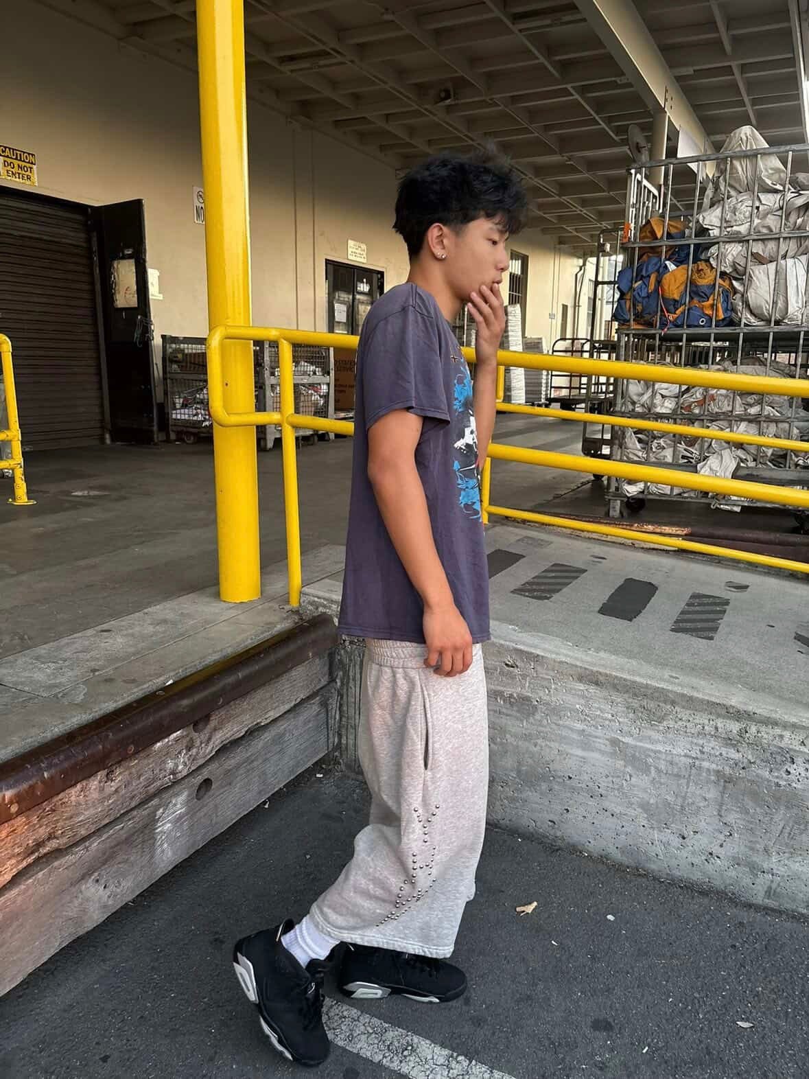 YHWH BAGGY SWEATSHORTS-thumbmail-17