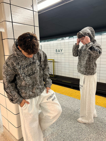 GARMENT OF PRAISE - Prayers Avenu ​