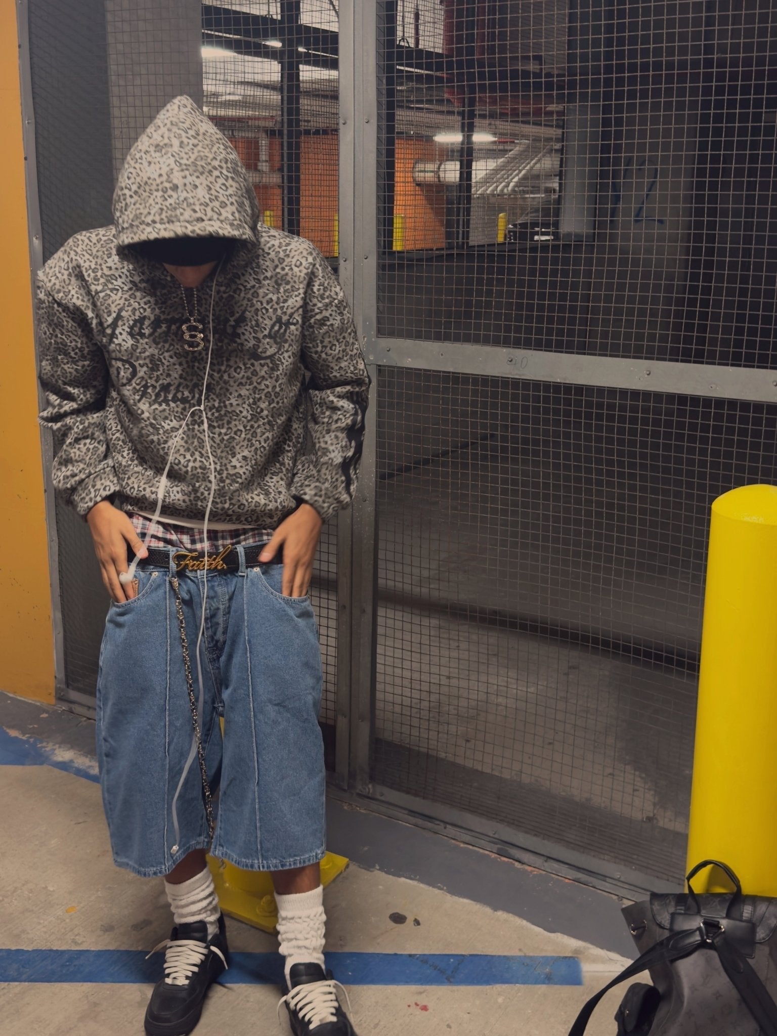 GARMENT OF PRAISE HOODIE - Prayers Avenu ​