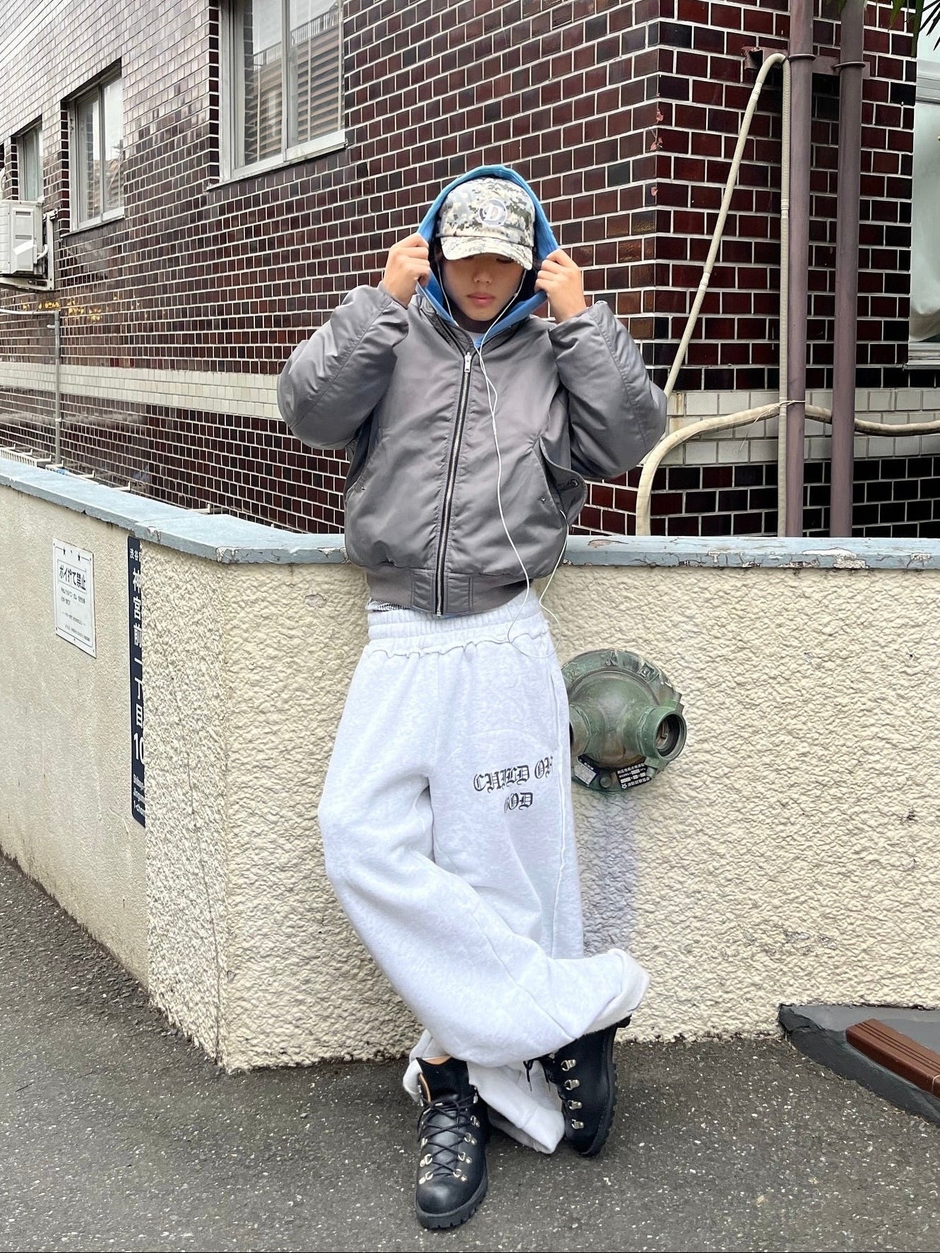 GRACE LAYER BAGGY SWEATPANTS