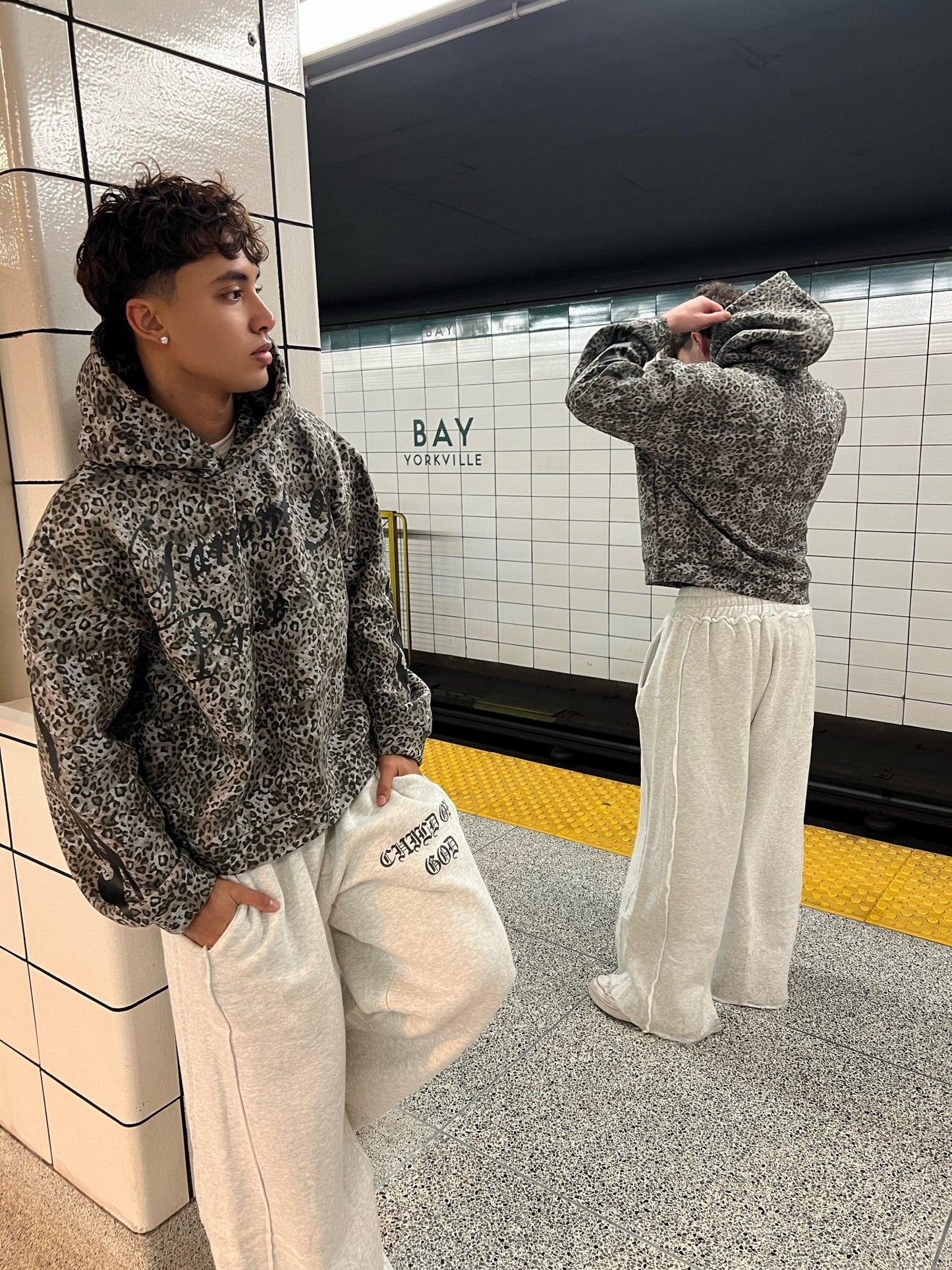 GARMENT OF PRAISE - Prayers Avenu ​