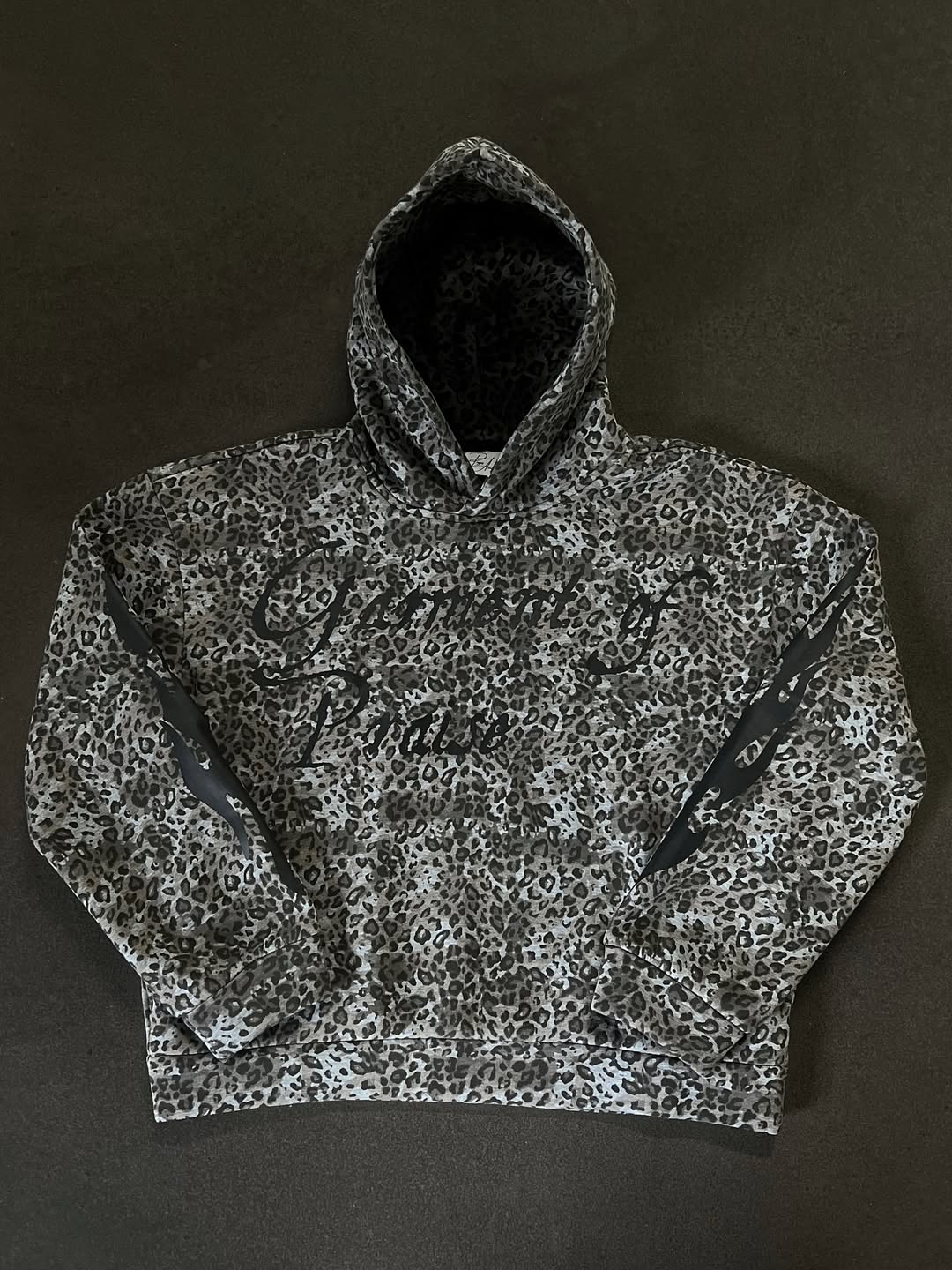 GARMENT OF PRAISE - Prayers Avenu ​