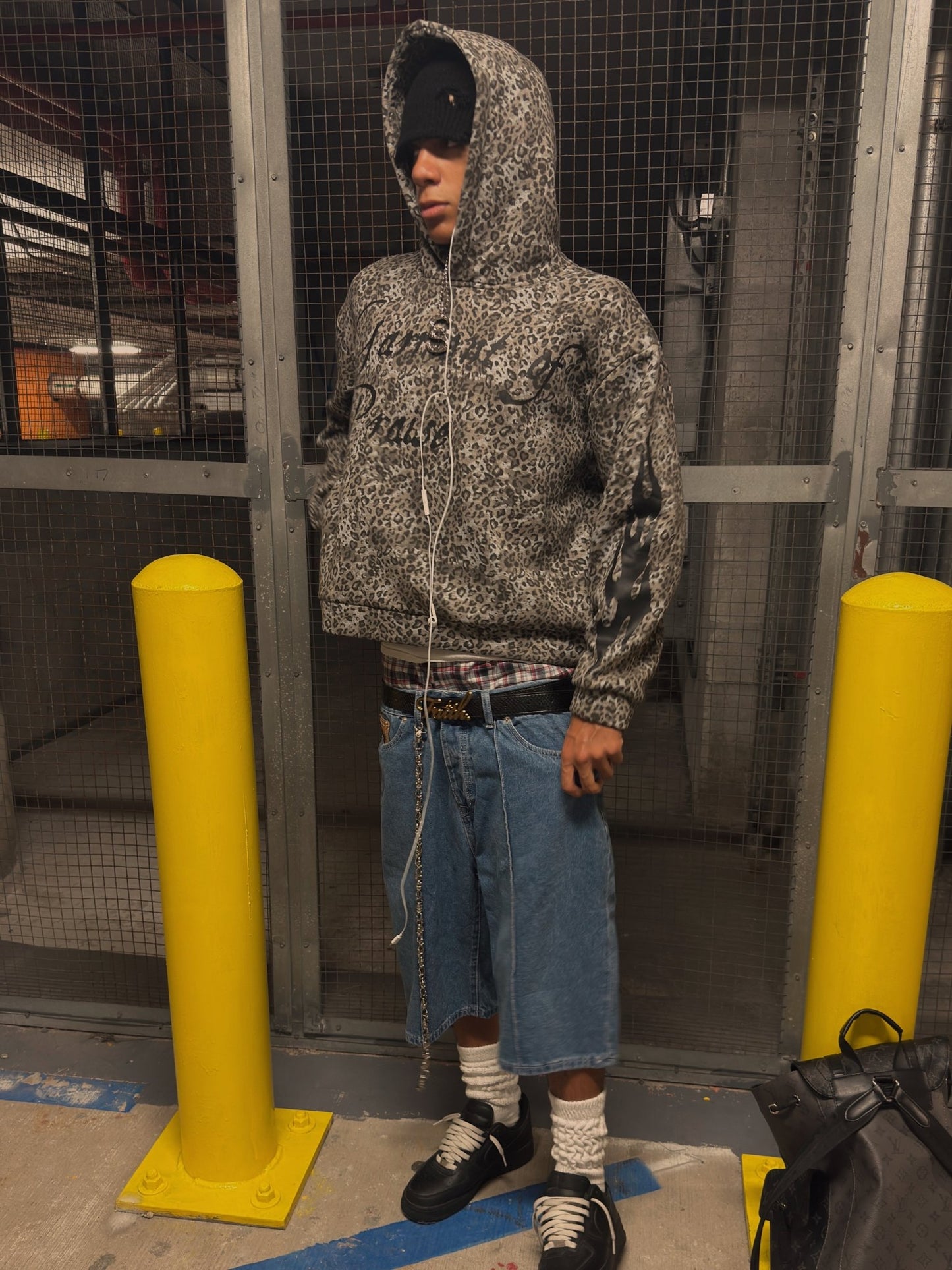 GARMENT OF PRAISE HOODIE