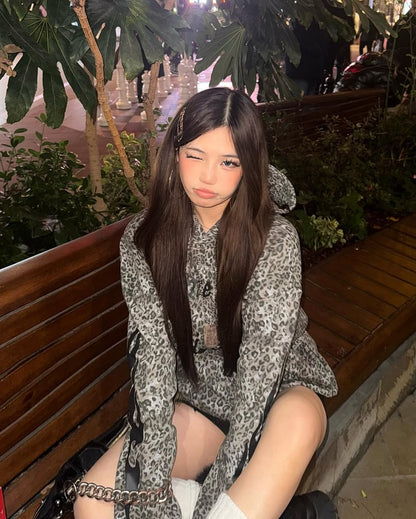 GARMENT OF PRAISE HOODIE