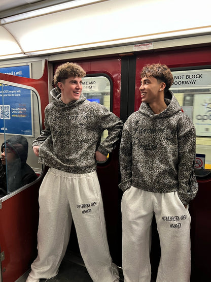 GARMENT OF PRAISE - Prayers Avenu ​