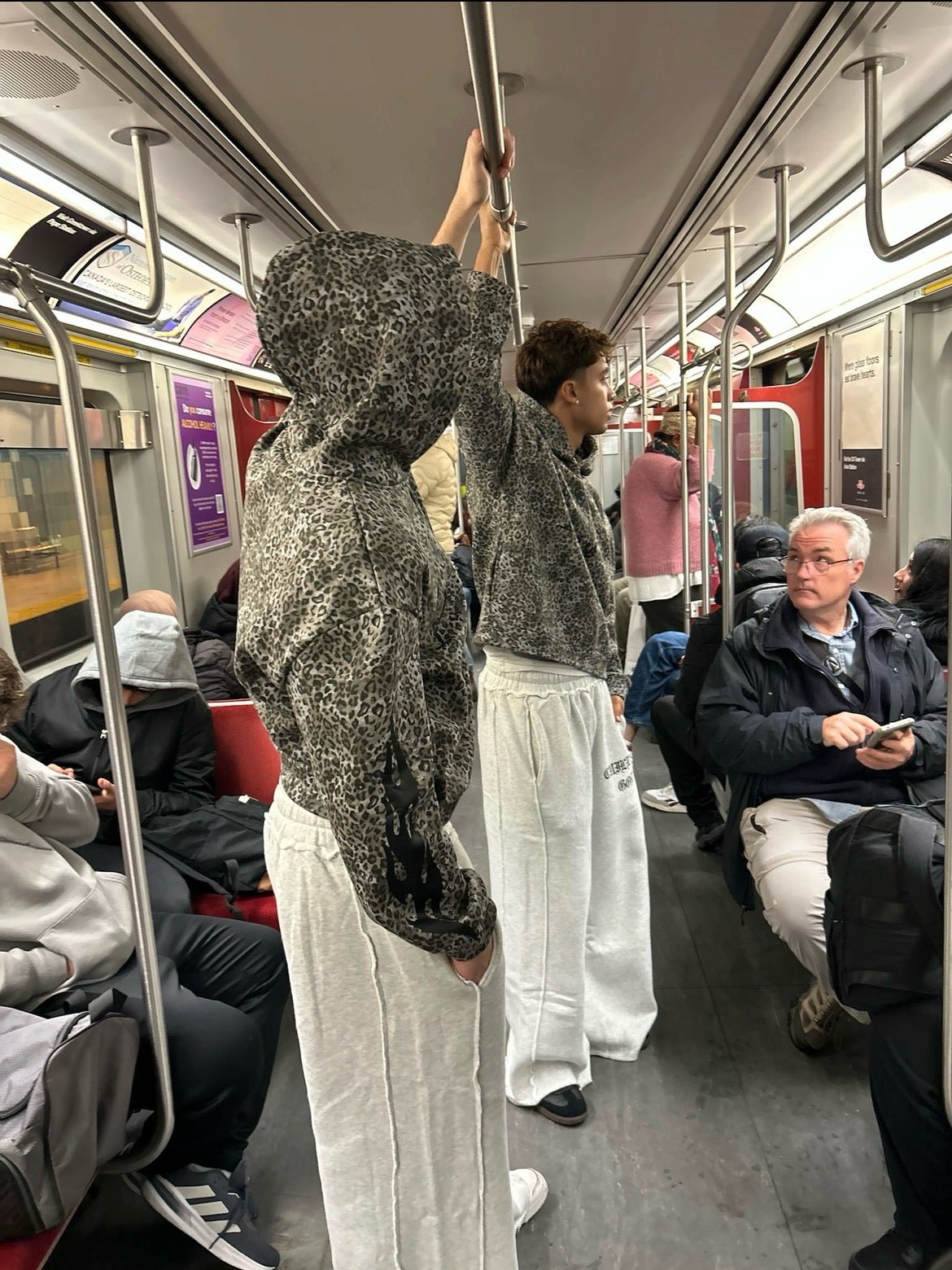 GARMENT OF PRAISE - Prayers Avenu ​