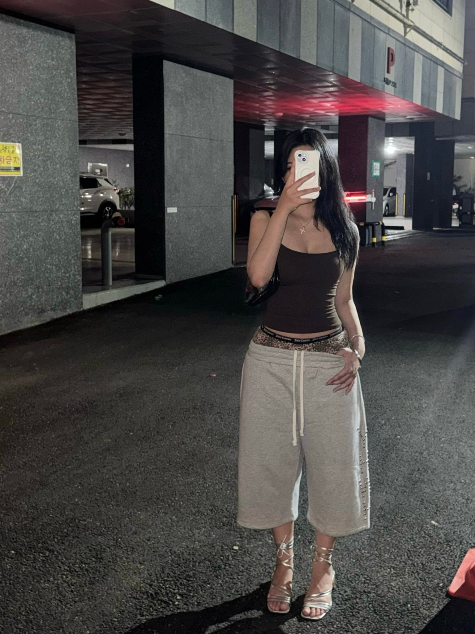 YHWH BAGGY SWEATSHORTS-thumbmail-20