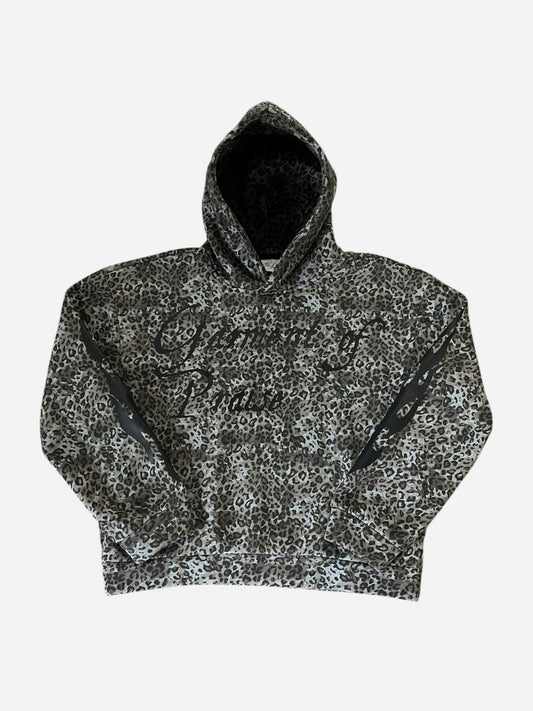 GARMENT OF PRAISE HOODIE