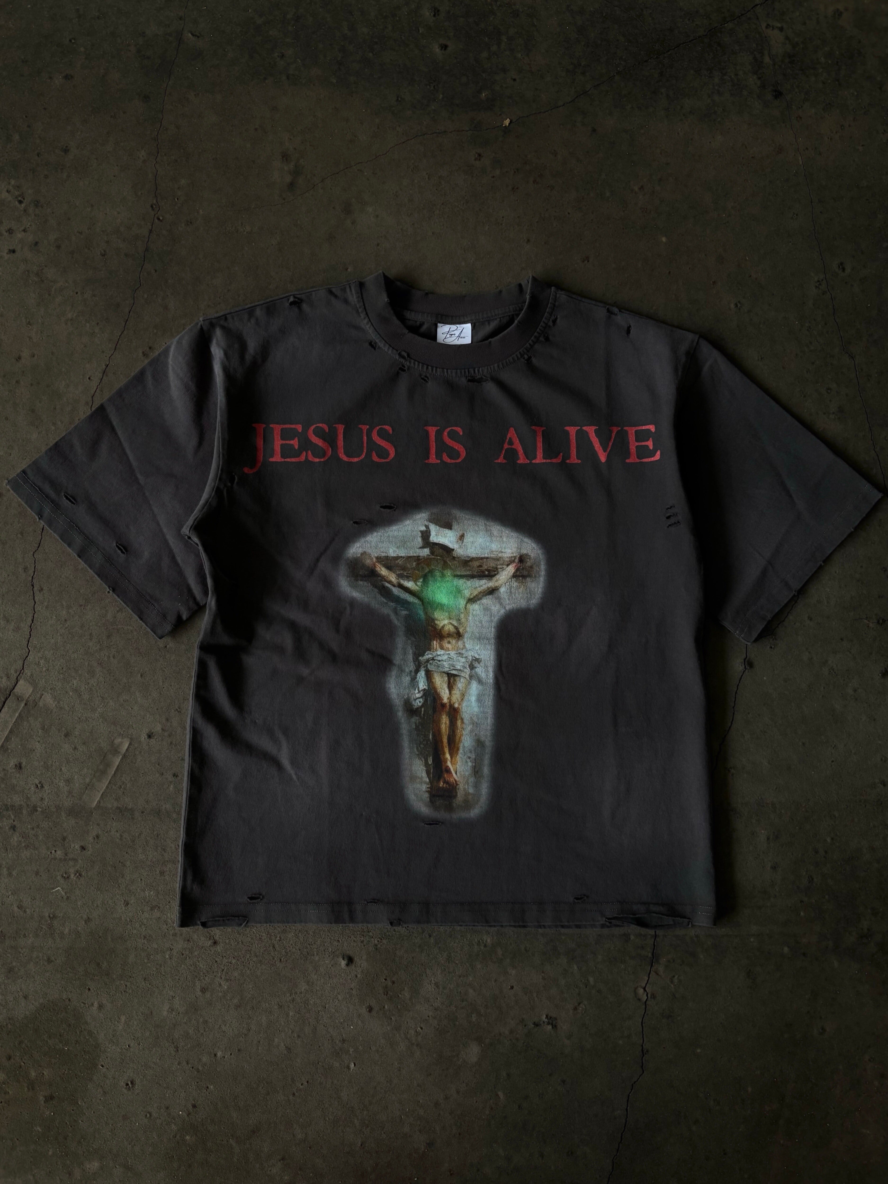 CHRIST IS ALIVE TEE - Prayers Avenu ​