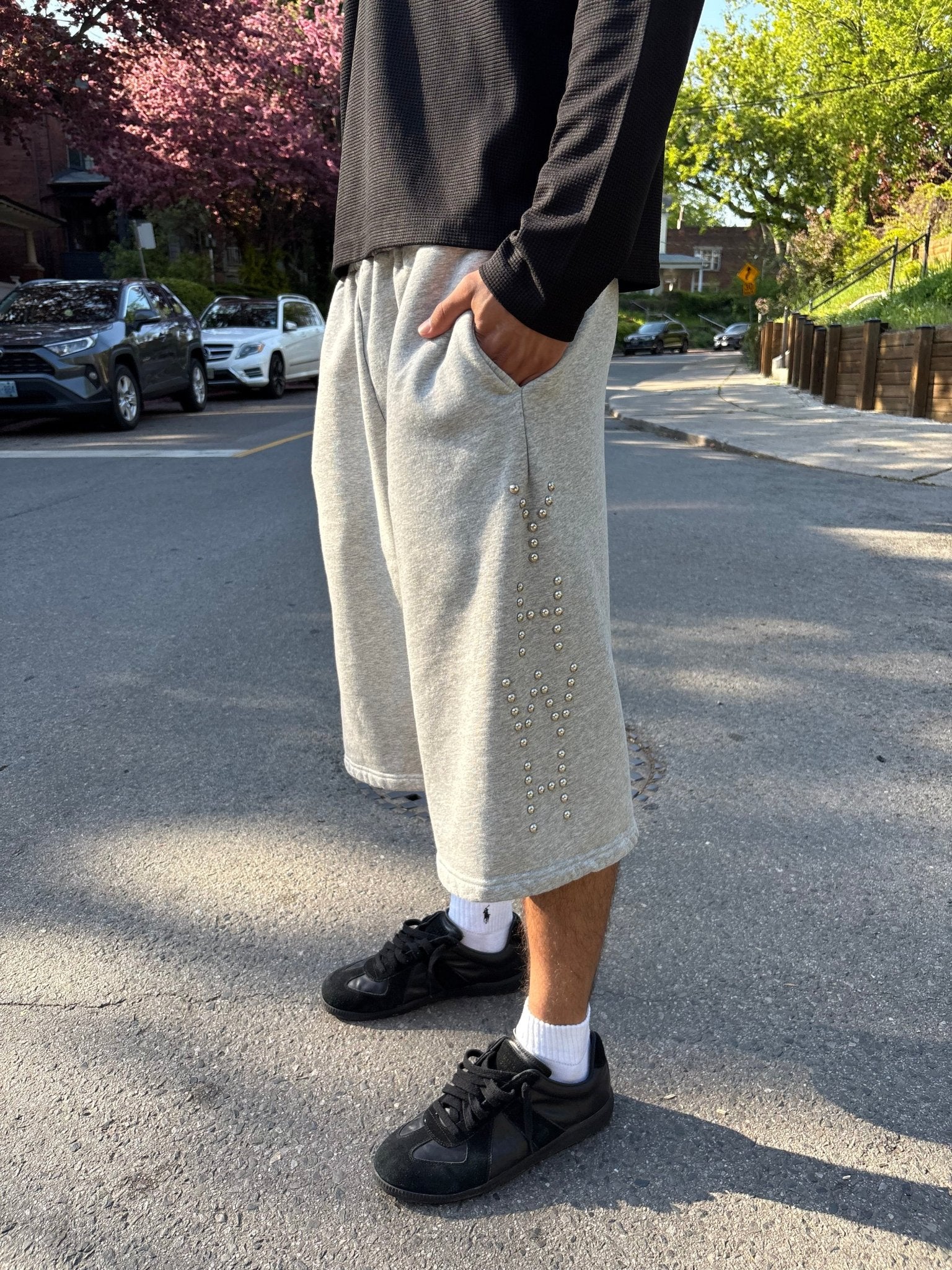 YHWH BAGGY SWEATSHORTS - Prayers Avenu ​