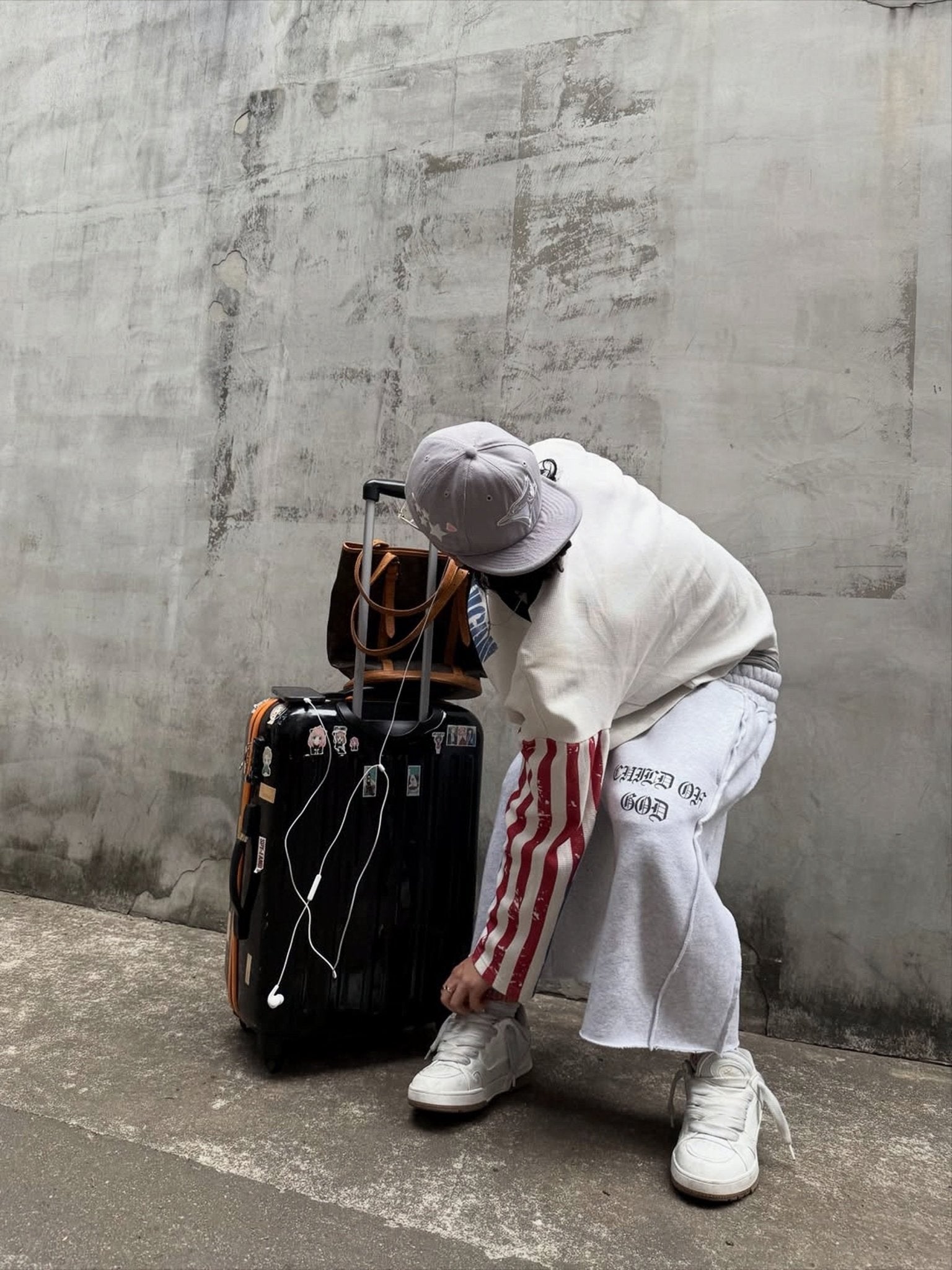 GRACE LAYER BAGGY SWEATPANTS - CLOUD - Prayers Avenu ​